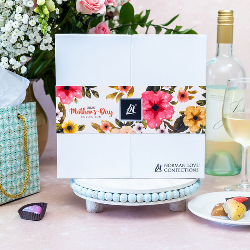 25 Piece Mother's Day White Gift Box, hi-res