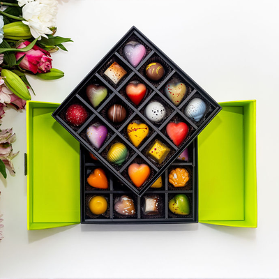 32 Piece Mother's Day Gift Box