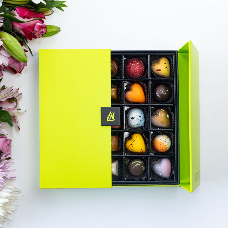 25 Piece Mother's Day Gift Box, hi-res