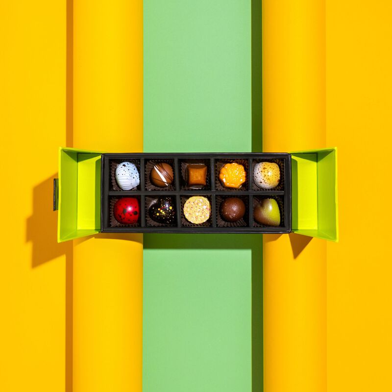10 Piece Signature Gift Box, hi-res
