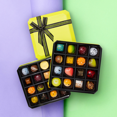 32 Piece Signature Gift Box